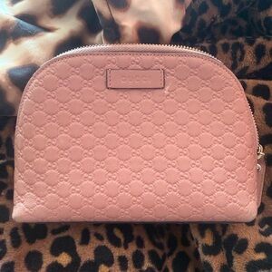 Gucci Pink Embossed pouch